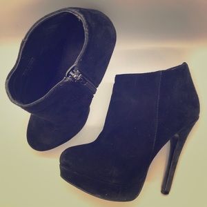 Aldo black suede platform booties